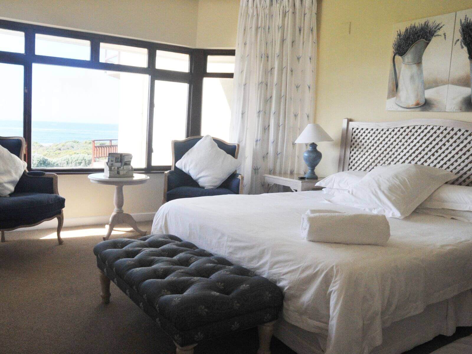 Sandbaai Room